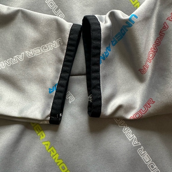 UA Hooded Coldgear Sweatshirt - Picture 4 of 5